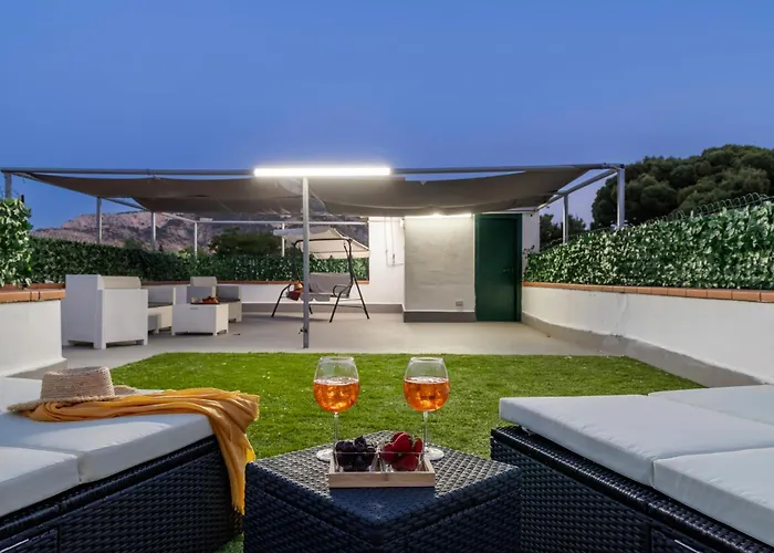 Mondello Beach House With Terrace 2 Steps From The Sea