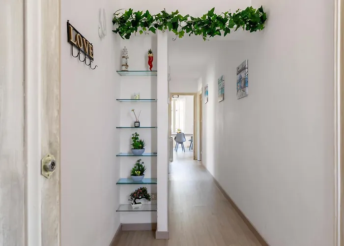 Mondello Beach House With Terrace 2 Steps From The Sea